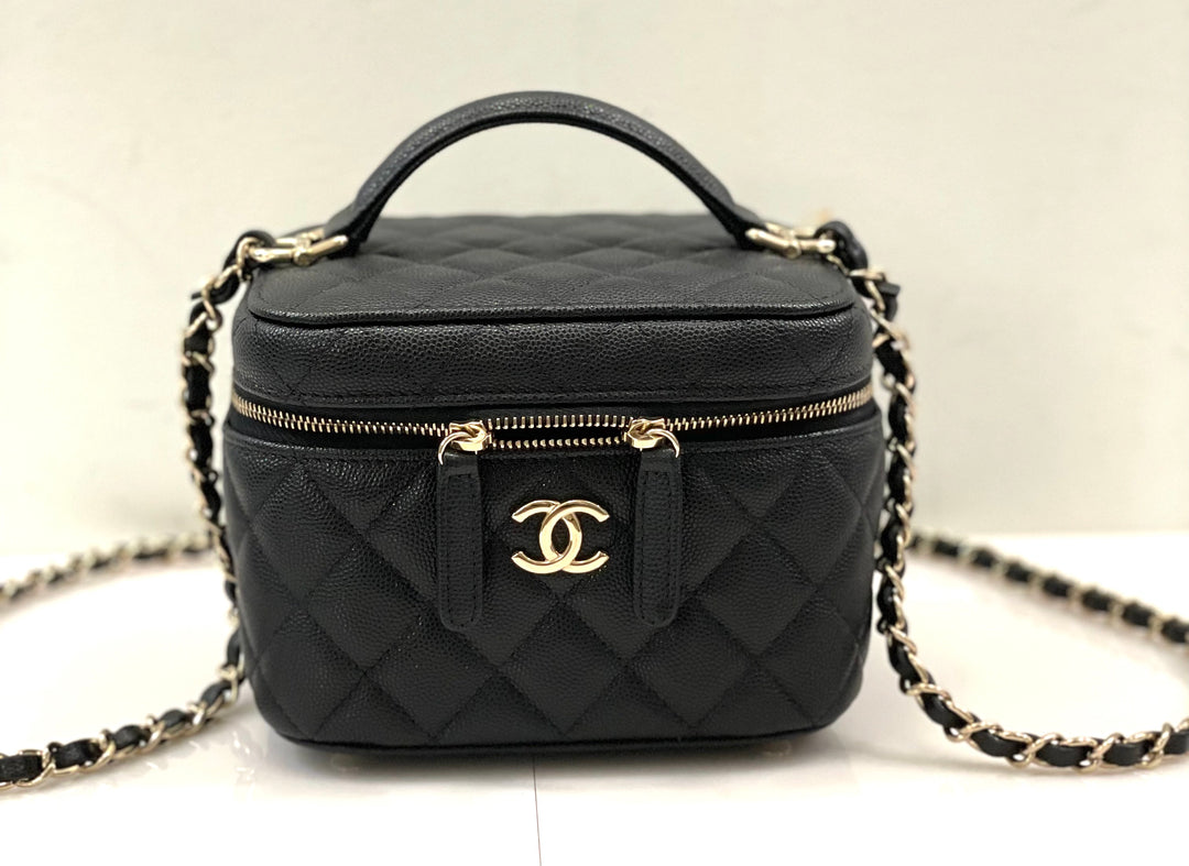 CHANEL CC CAVIAR QUILTED MINI VANITY SHOULDER BAG