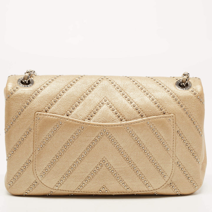 CHANEL CHEVRON QUILTED CALFSKIN STUDDED FLAP SMALL SHOULDER BAG