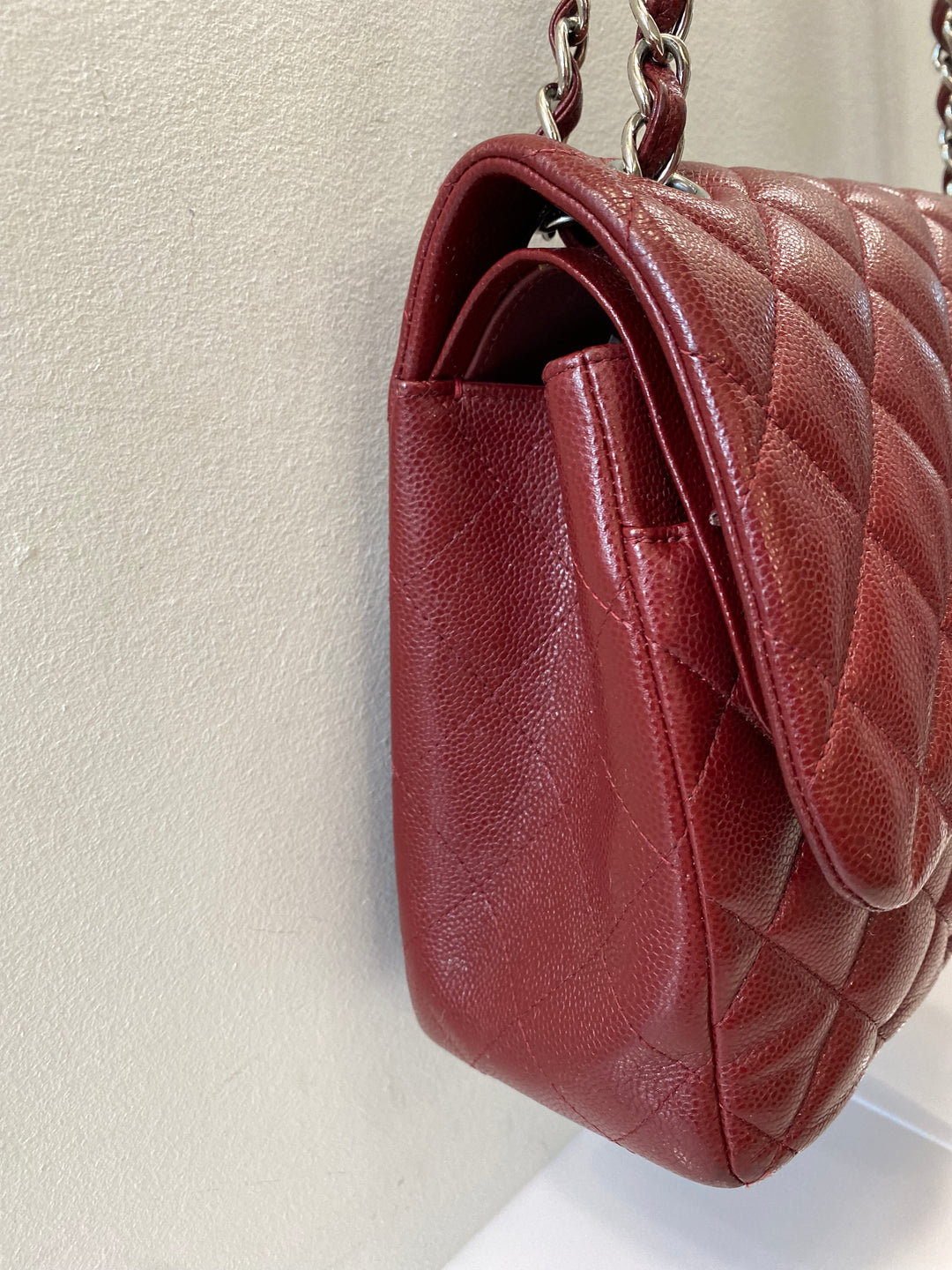 CHANEL CLASSIC CAVIAR QUILTED JUMBO DOUBLE FLAP BAG