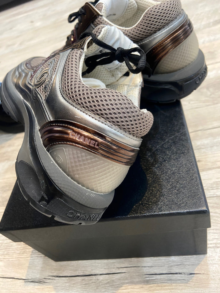 CHANEL FABRIC LAMINATED CALFSKIN CC SNEAKERS