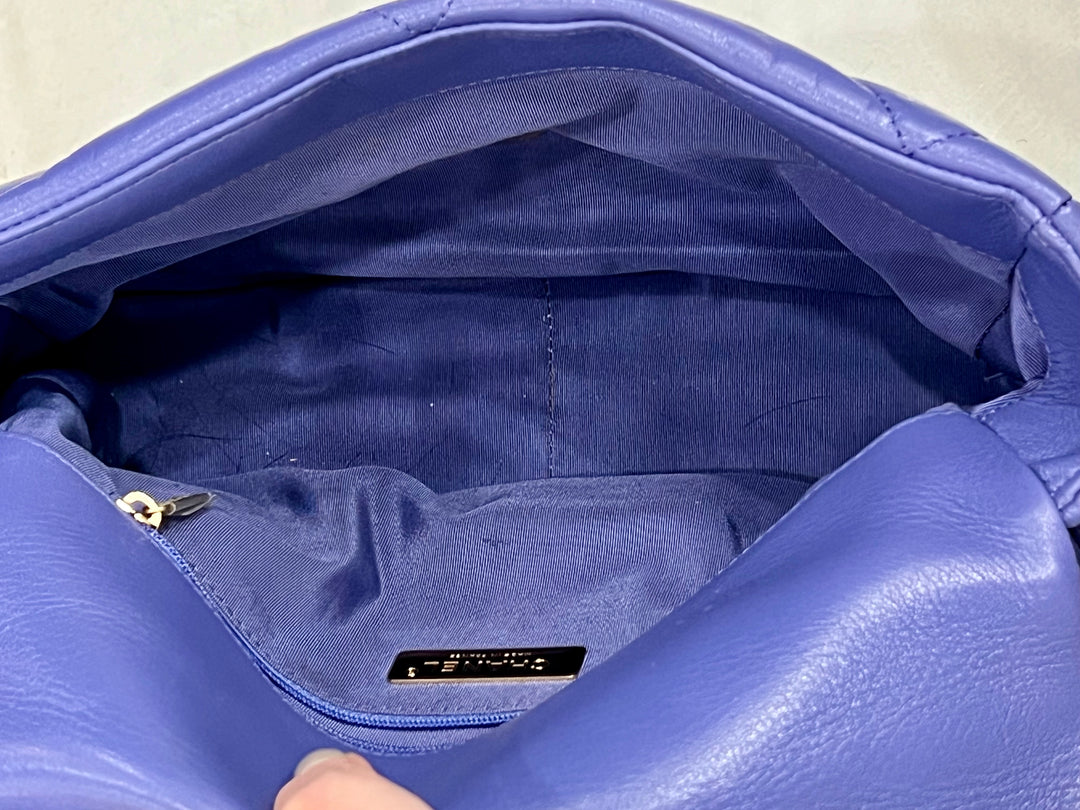 CHANEL QUILTED LAMBSKIN MEDIUM CHANEL 19 FLAP BAG