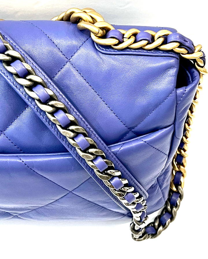 CHANEL QUILTED LAMBSKIN MEDIUM CHANEL 19 FLAP BAG – Caroline's