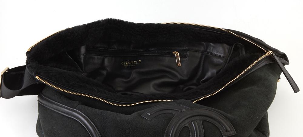 CHANEL BLACK SHEARLING HOBO BAG