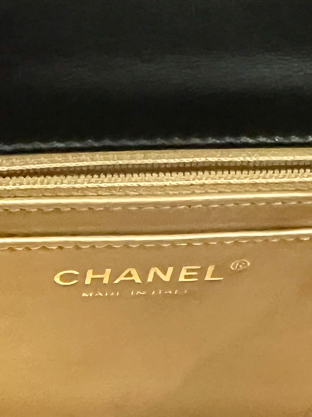 CHANEL QUILTED LAMBSKIN PEARL CRUSH CLUTCH WITH CHAIN