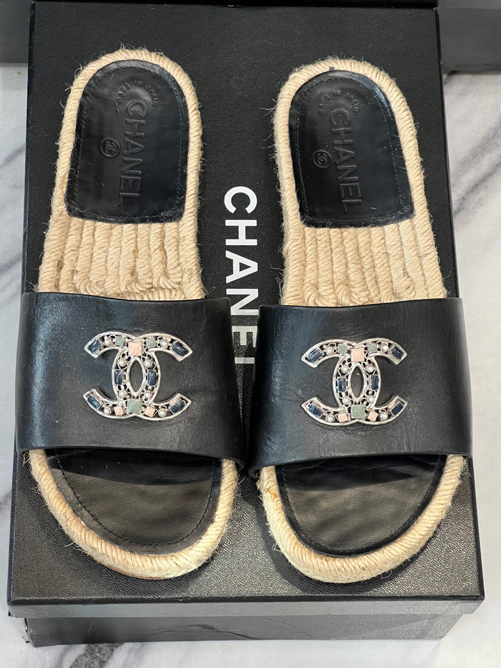 CHANEL CC LEATHER JEWELED ESPADRILLES MULES