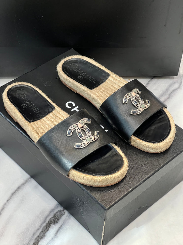 CHANEL CC LEATHER JEWELED ESPADRILLES MULES