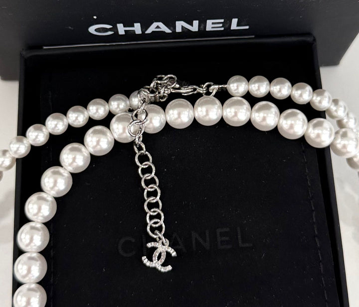 CHANEL CC PEARL RESIN LONG NECKLACE