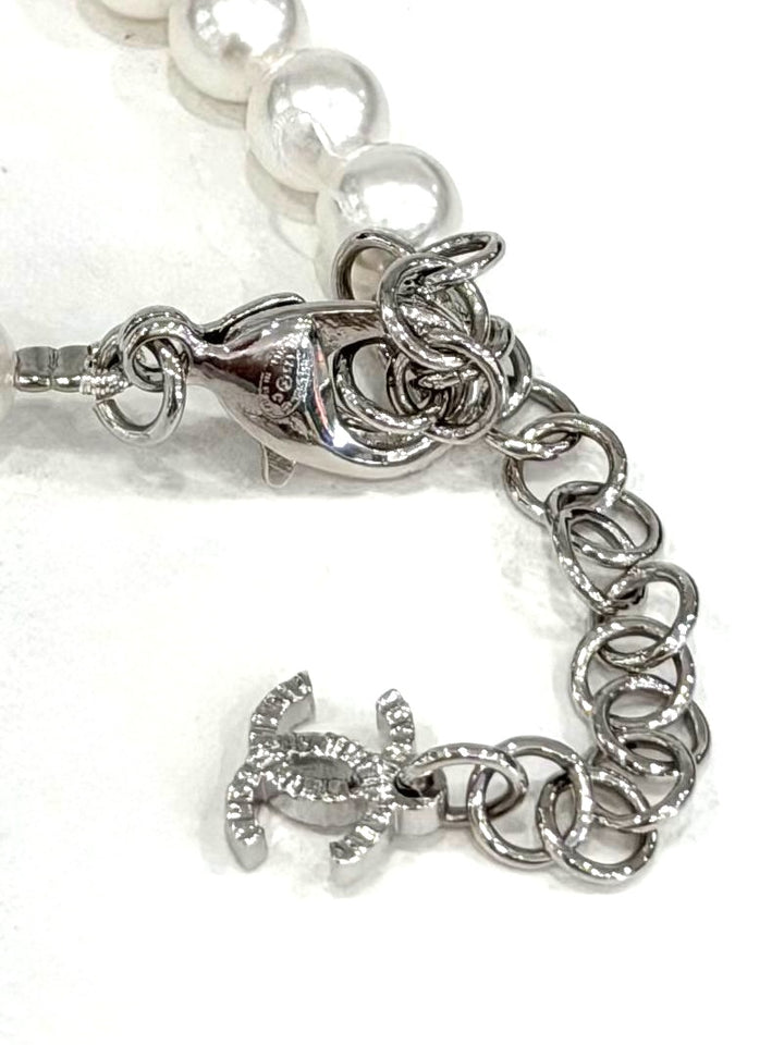 CHANEL CC PEARL RESIN LONG NECKLACE