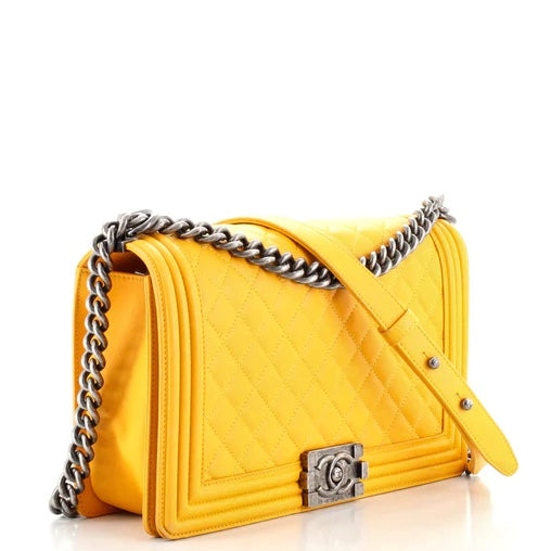 CHANEL QUILTED CALFSKIN LEATHER MEDIUM BOY BAG-HS