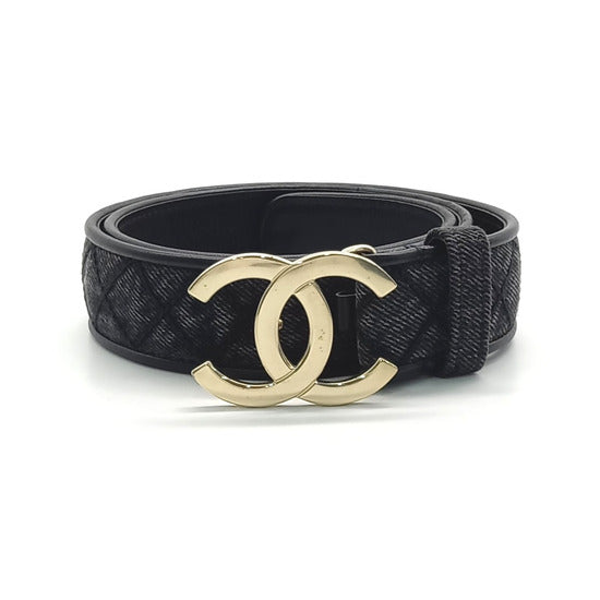 CHANEL QUILTED DENIM &amp; CALFSKIN LEATHER CC BUCKLE BELT