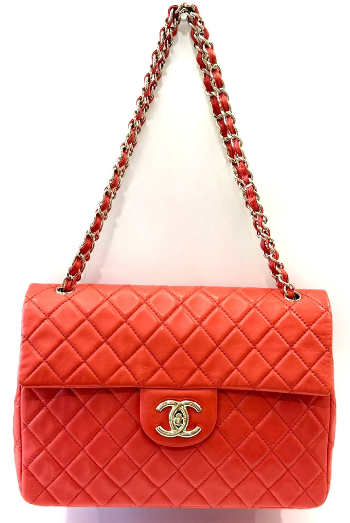 CHANEL QUILTED LAMBSKIN JUMBO CLASSIC SINGLE FLAP BAG