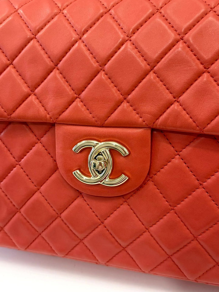 CHANEL QUILTED LAMBSKIN JUMBO CLASSIC SINGLE FLAP BAG