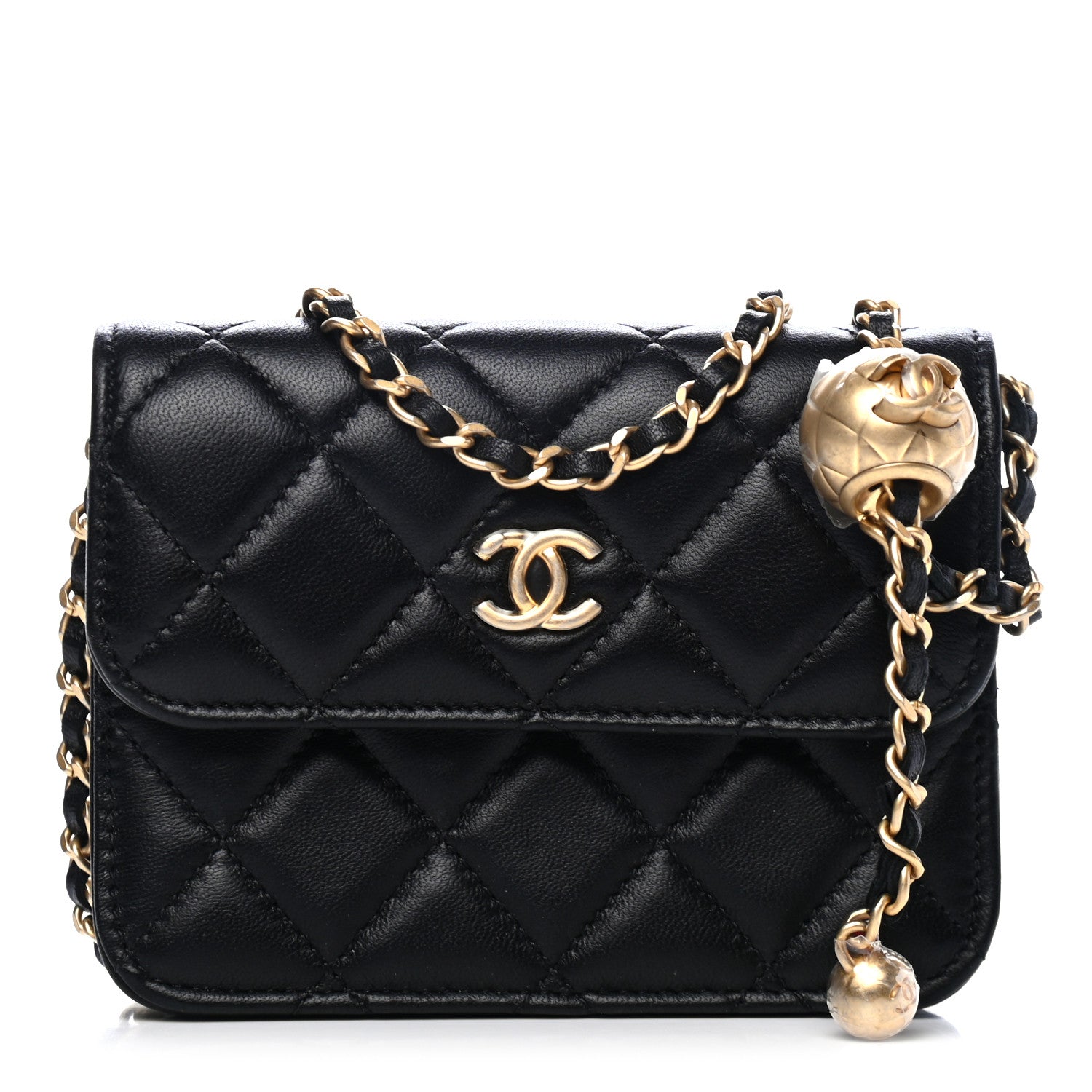 CHANEL QUILTED LAMBSKIN PEARL CRUSH CLUTCH WITH CHAIN – Caroline's Fashion  Luxuries
