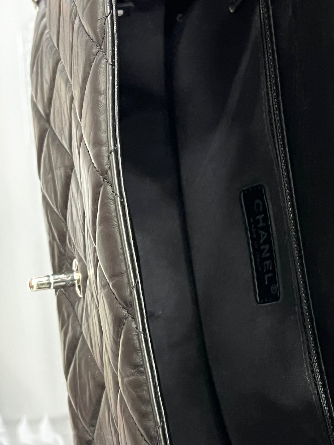 CHANEL QUILTED CRUMPLED LAMBSKIN RUNNING CHAIN FLAP JUMBO BAG