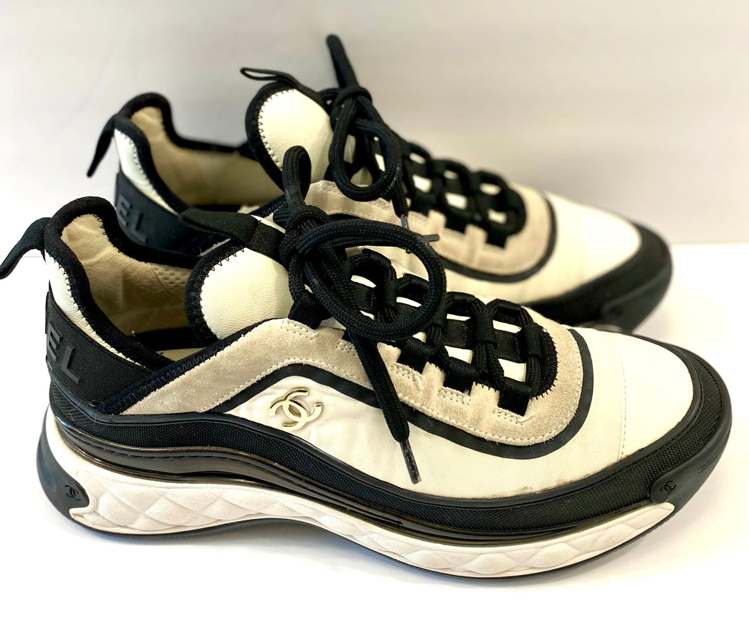 CHANEL FABRIC SUEDE CALFSKIN CC SNEAKERS