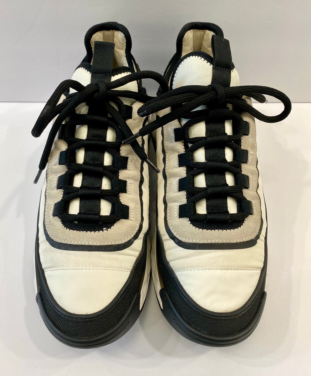 CHANEL FABRIC SUEDE CALFSKIN CC SNEAKERS
