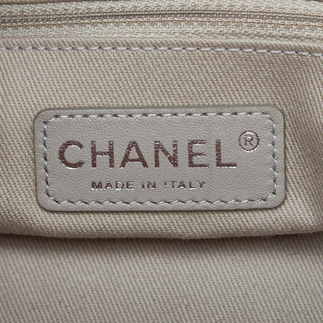 CHANEL QUILTED CALFSKIN LEATHER SEA HIT IRIDESCENT LARGE TOTE BAG