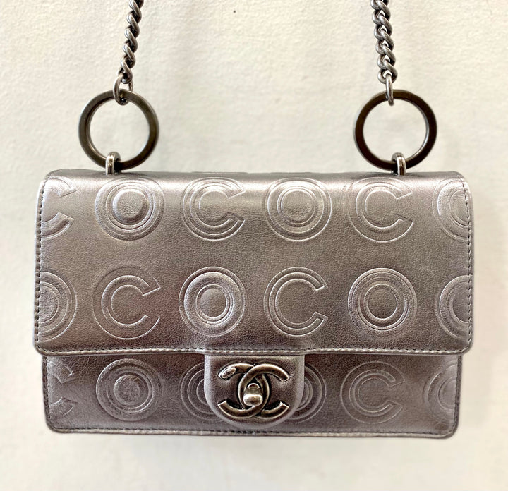 CHANEL METALLIC SILVER CALFSKIN COCO EMBOSSED SHOULDER BAG