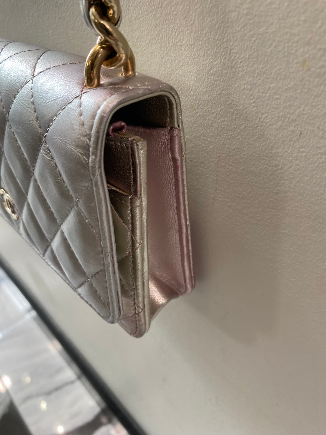 CHANEL SILVER &amp; PINK METALLIC GRADIENT QUILTED LAMBSKIN WOC-HS