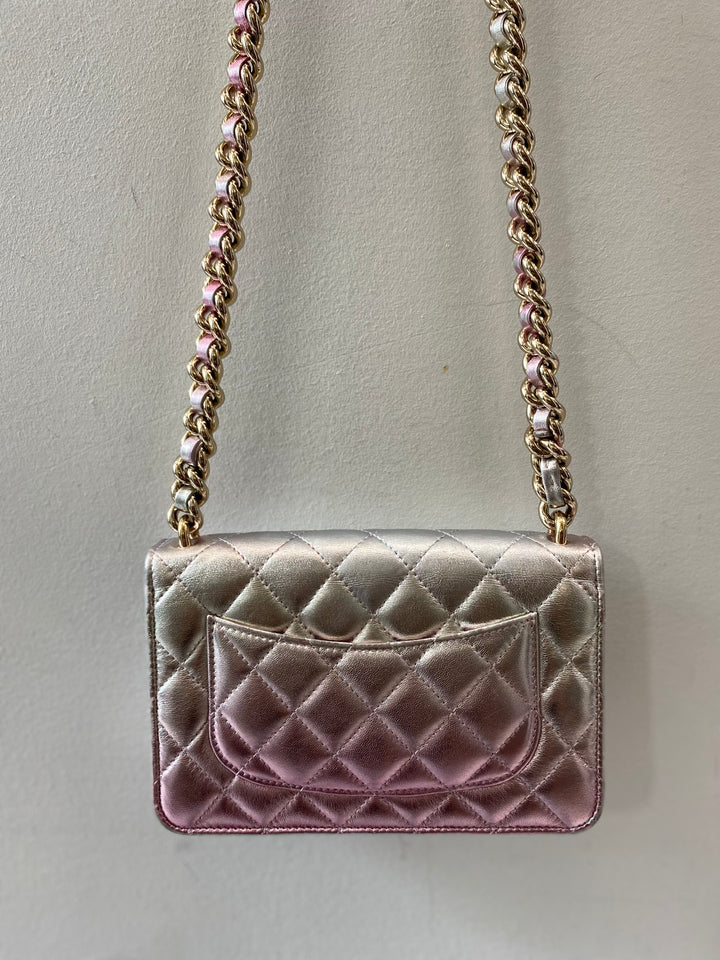 CHANEL SILVER &amp; PINK METALLIC GRADIENT QUILTED LAMBSKIN WOC-HS