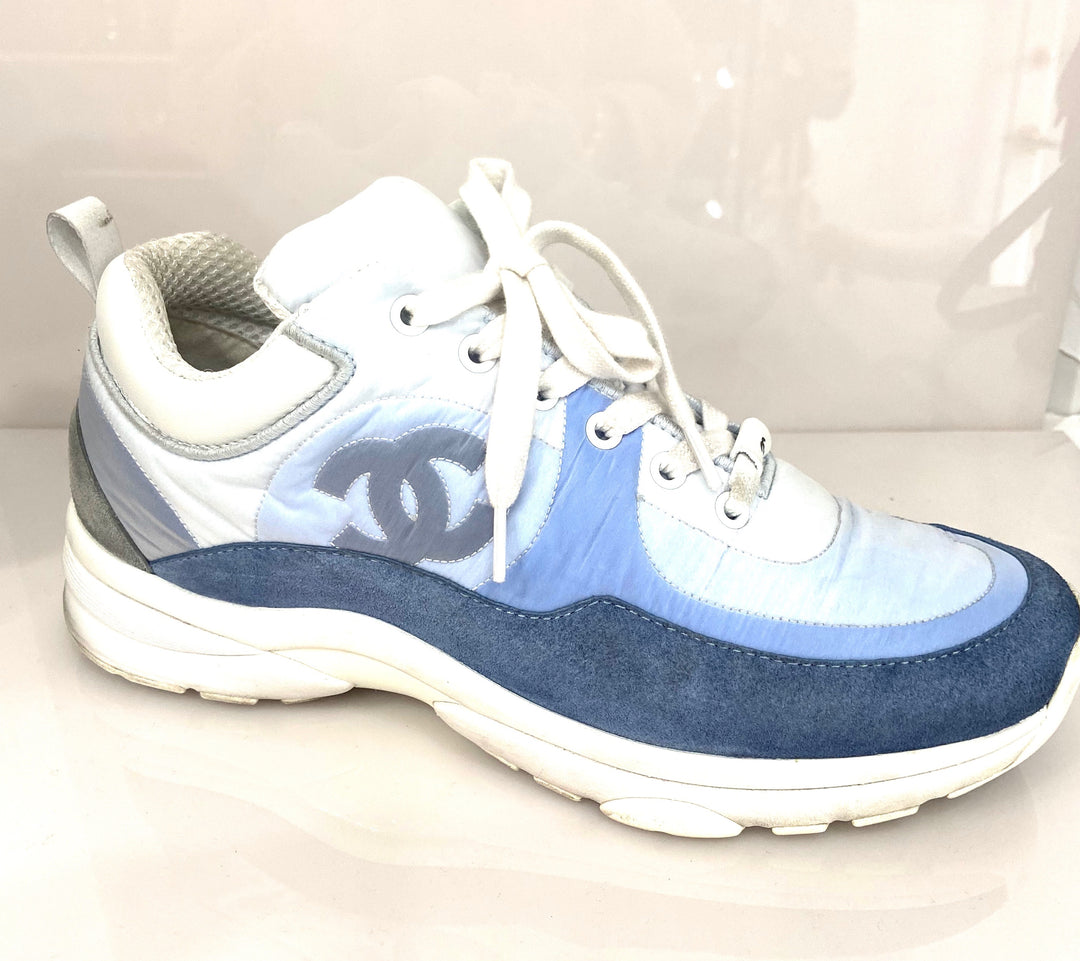 CHANEL CC SUEDE CALFSKIN NYLON SNEAKERS IN SKY BLUE CHANEL CC SUEDE CALFSKIN NYLON SNEAKERS IN SKY BLUE