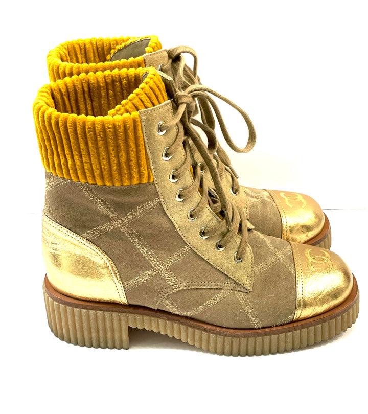CHANEL QUILTED SUEDE CALFSKIN VELVET LAMINATED CC COMBAT BOOTS