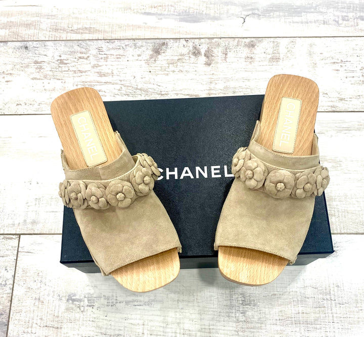 CHANEL CALFSKIN SUEDE CAMELLIA MULES CLOGS