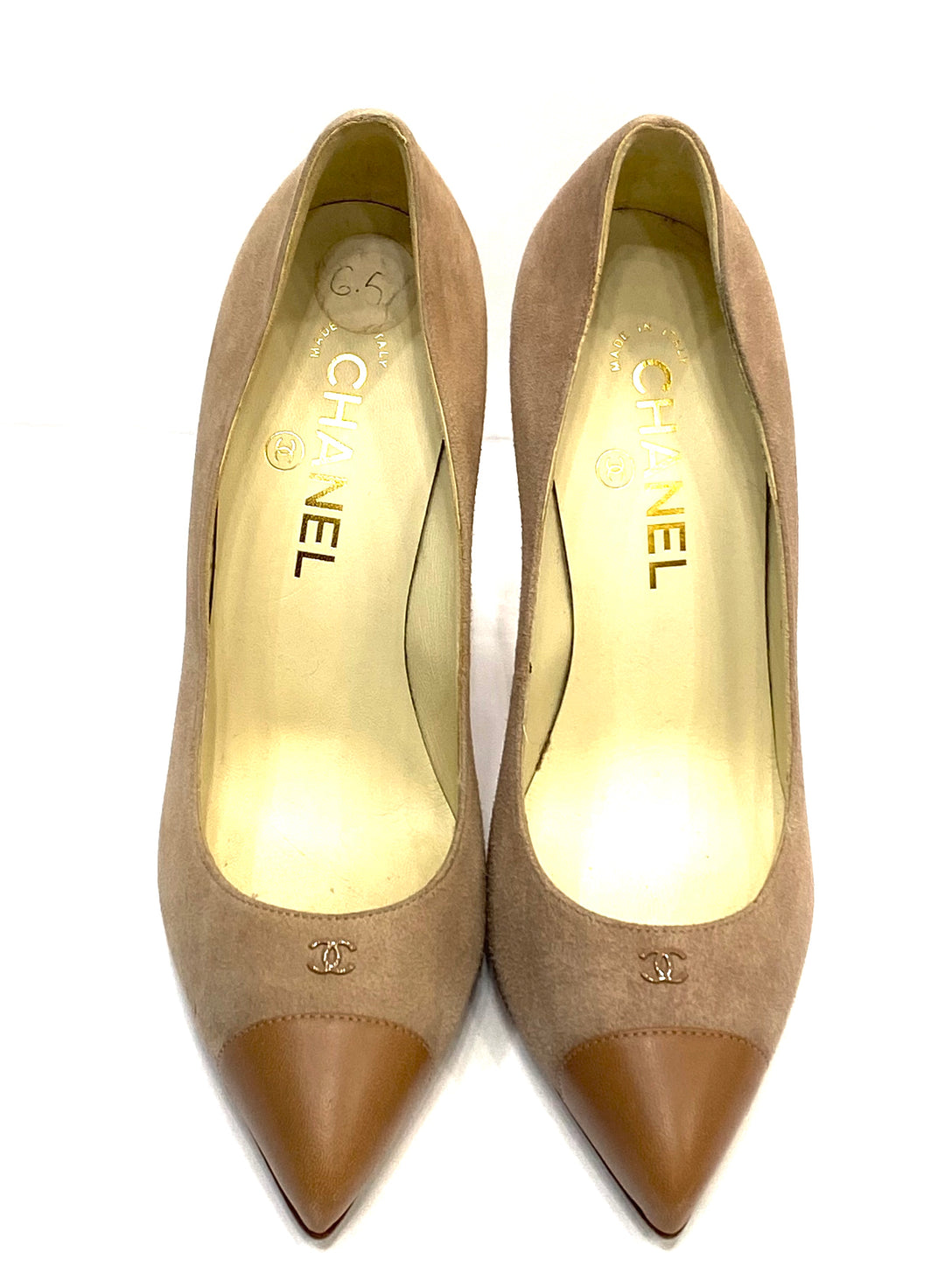 CHANEL CC SUEDE &amp; LEATHER CAP TOE PUMPS
