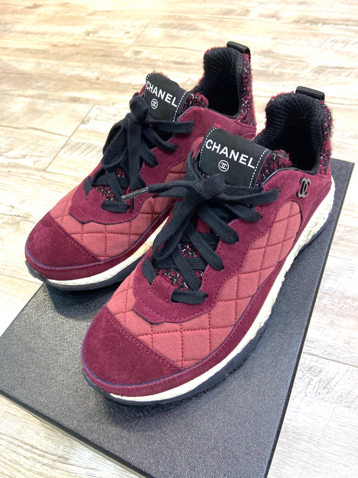 CHANEL SUEDE CALFSKIN TWEED CC SNEAKERS