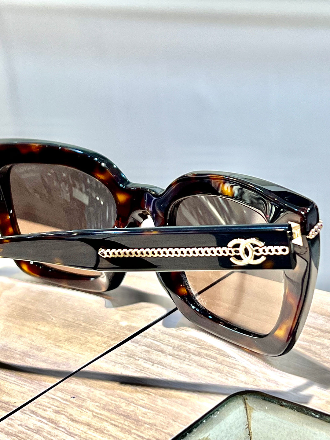 CHANEL SQUARE 5509-A SUNGLASSES – Caroline's Fashion Luxuries