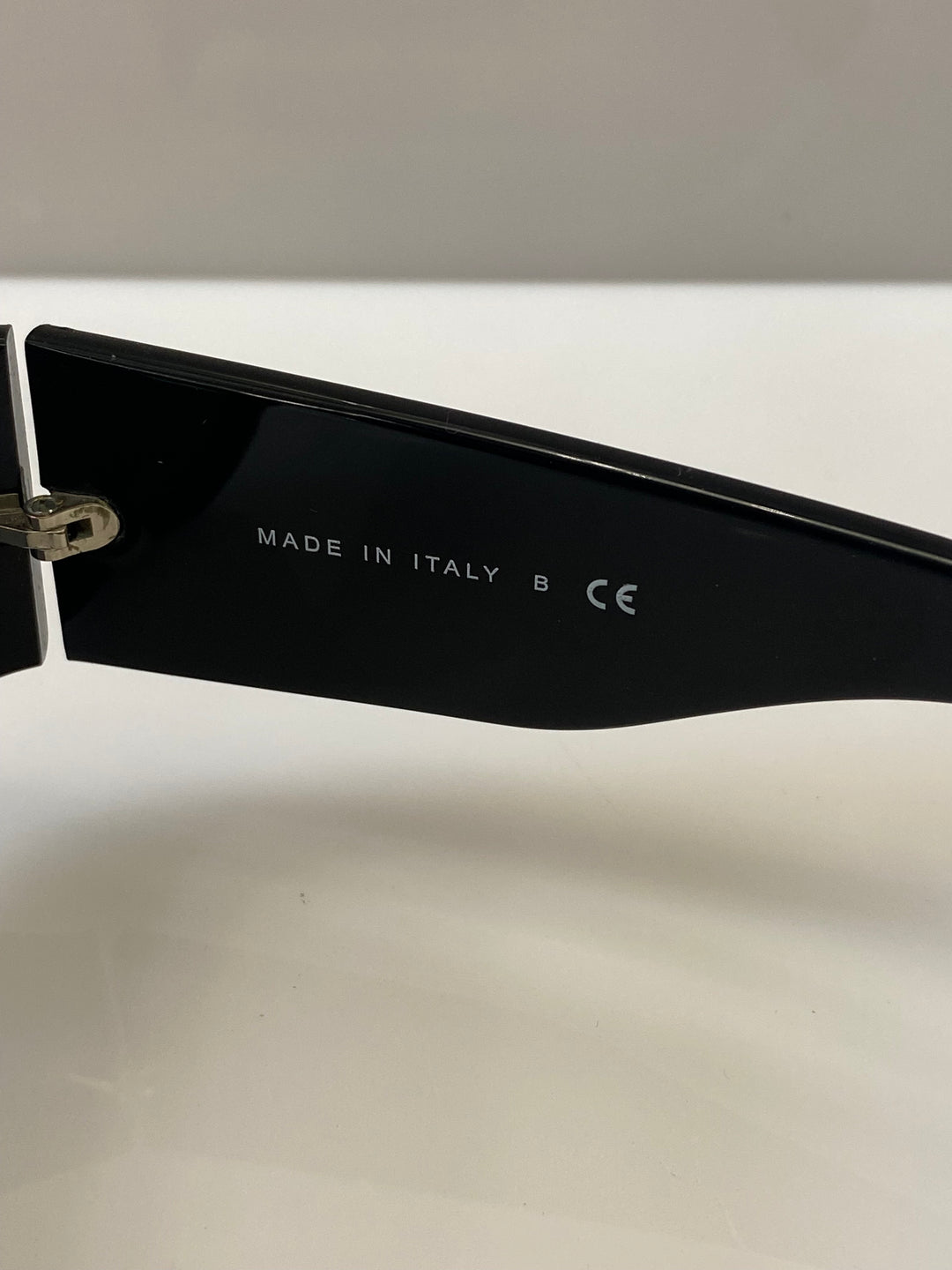 CHANEL SWAROVSKI CRYSTAL CC LOGO SUNGLASSES
