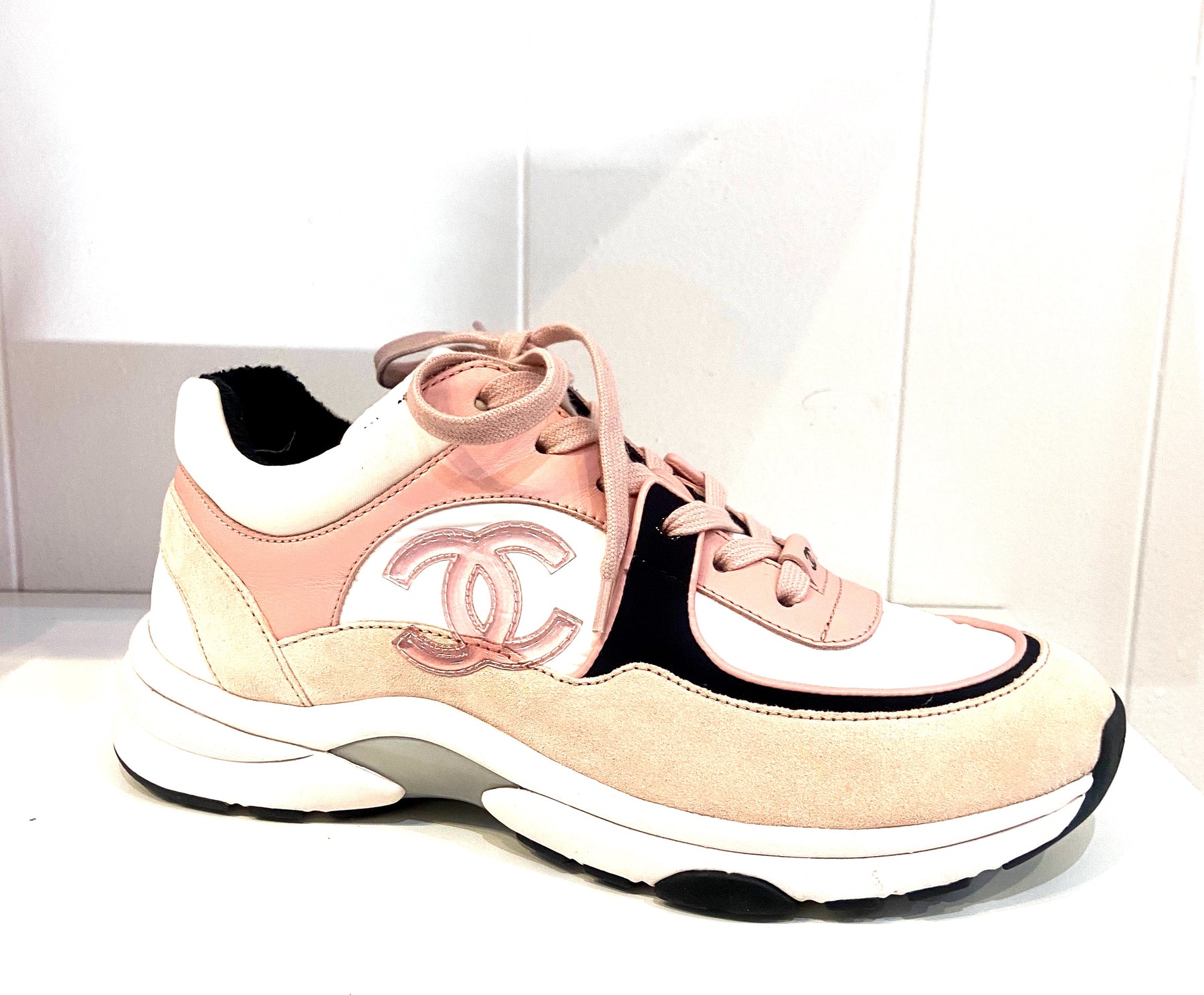 CHANEL CC MIXED FABRIC SNEAKERS – Caroline's Fashion Luxuries