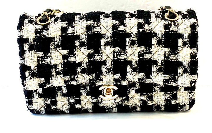 CHANEL QUILTED TWEED MEDIUM DOUBLE FLAP BAG