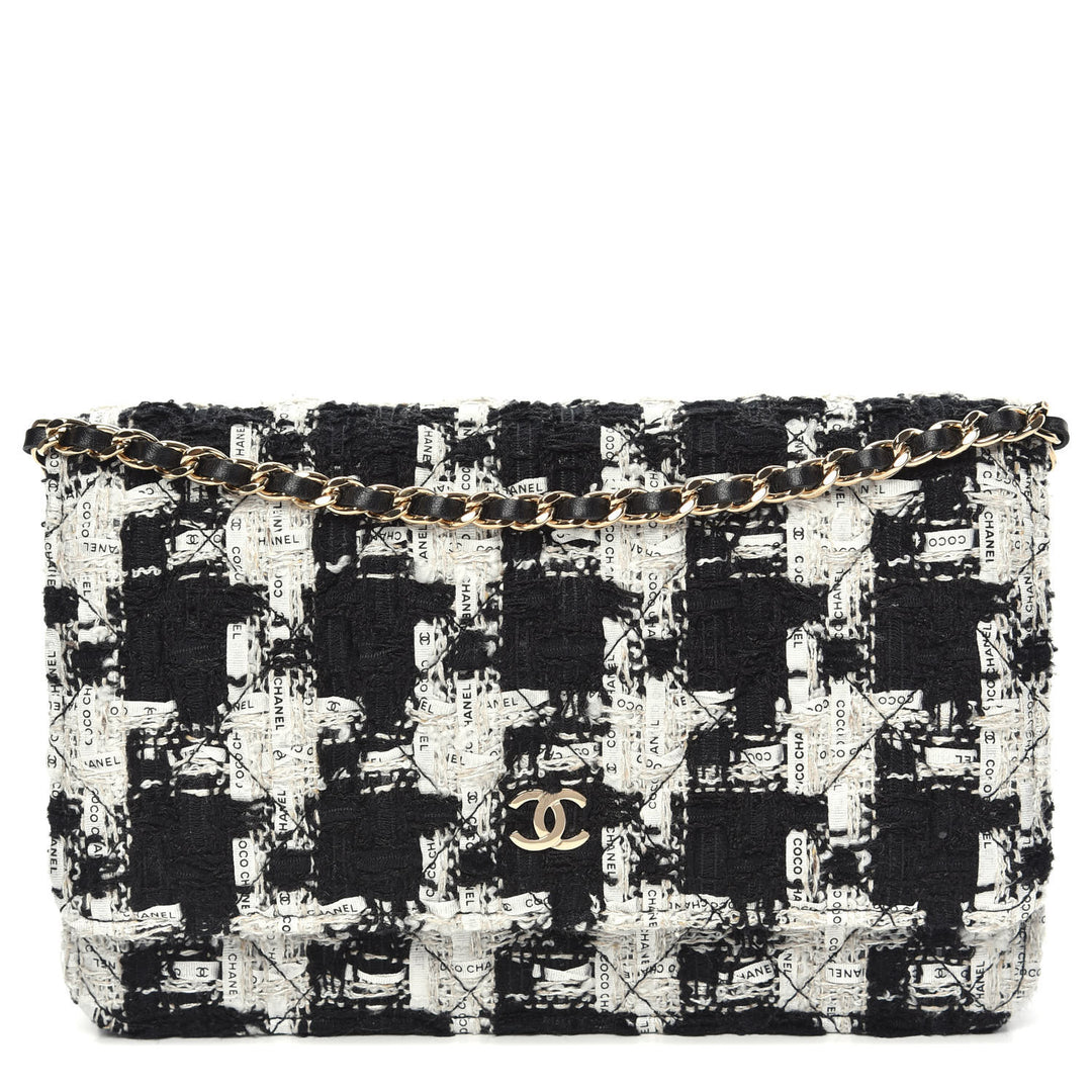 CHANEL TWEED QUILTED WALLET ON A CHAIN