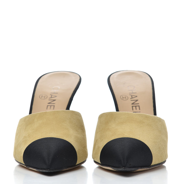 CHANEL TWO-TONED GROSGRAIN LEATHER PEARL CC HEEL MULES PUMPS