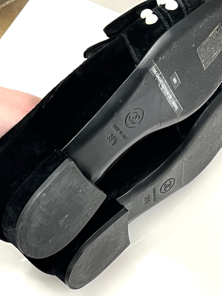 CHANEL VELVET GROSGRAIN PEARLS MOCCASIN LOAFERS
