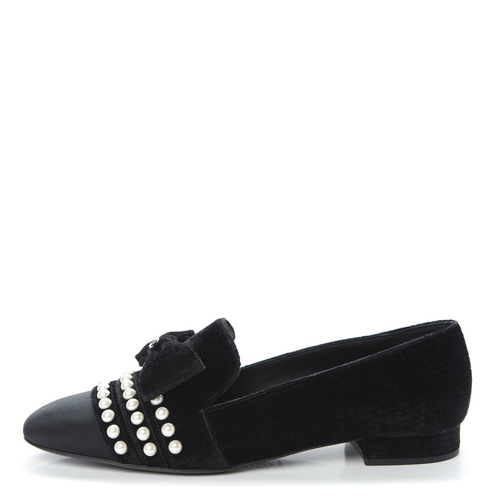 CHANEL VELVET GROSGRAIN PEARLS MOCCASIN LOAFERS