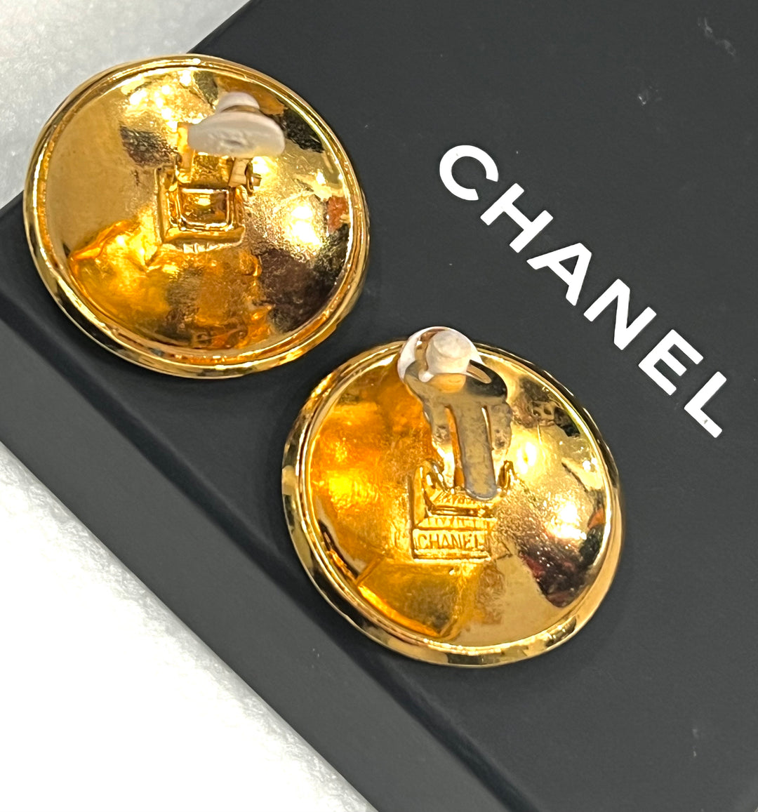 CHANEL VINTAGE  LOGO ENGRAVED CLIP-ON EARRINGS