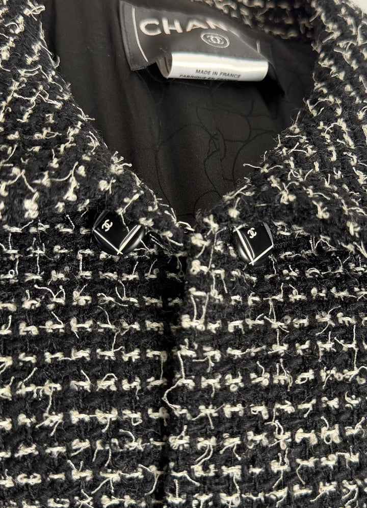 CHANEL CC 2003 CRUISE COLLECTION TWEED BLAZER – LIMITED EDITION