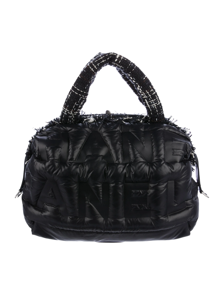 CHANEL 2019 LARGE TWEED DOUDOUNE BOWLING BAG