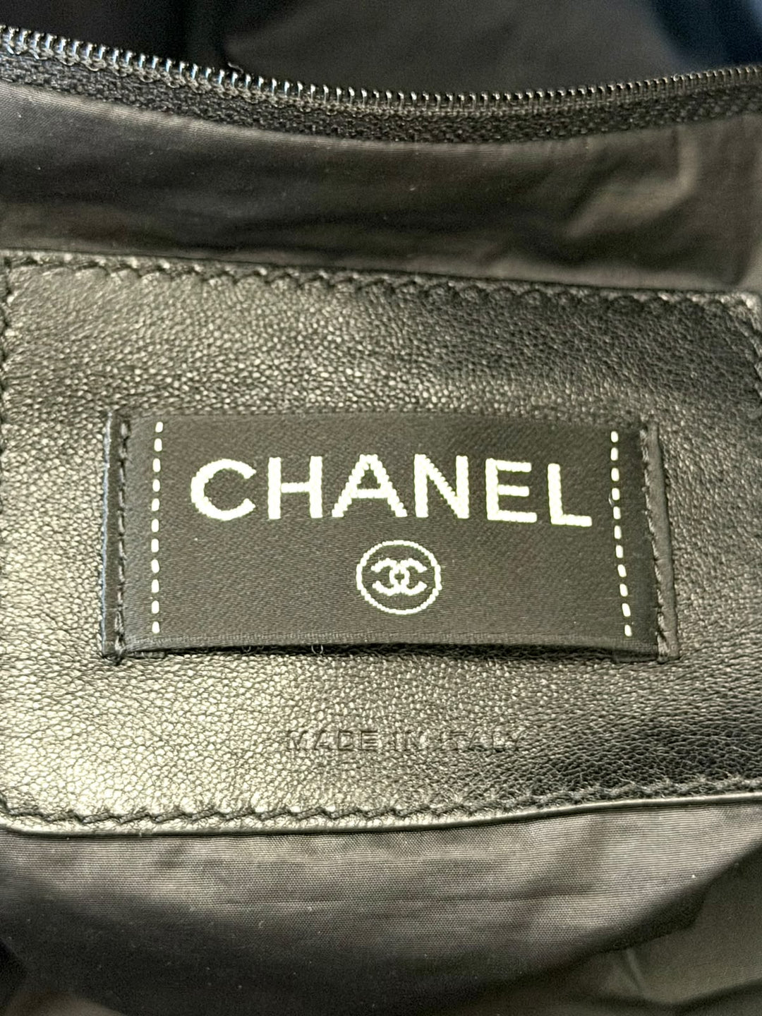 CHANEL 2019 LARGE TWEED DOUDOUNE BOWLING BAG