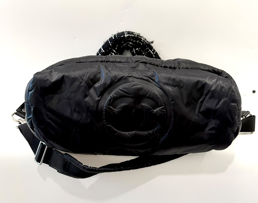 CHANEL 2019 LARGE TWEED DOUDOUNE BOWLING BAG