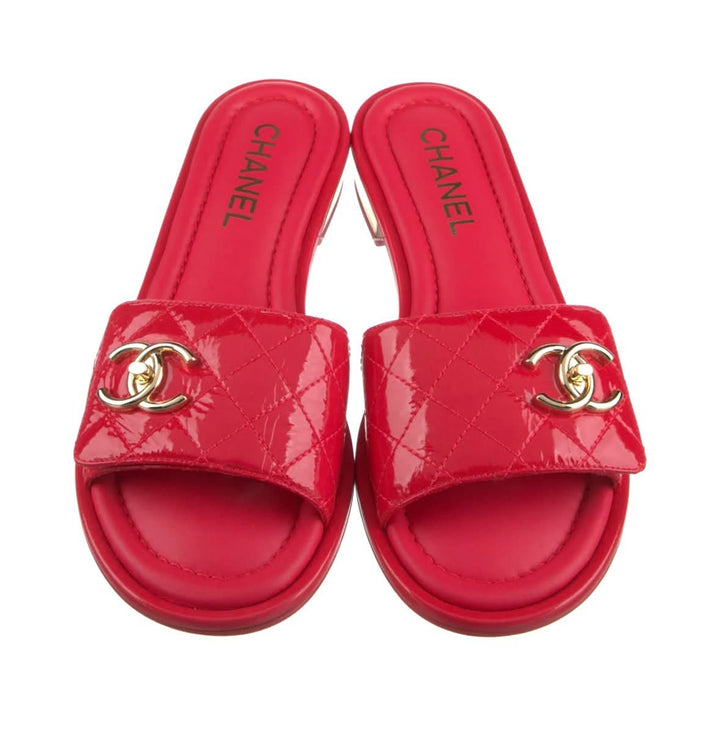 CHANEL INTERLOCKING CC LOGO LAMBSKIN LEATHER MULES