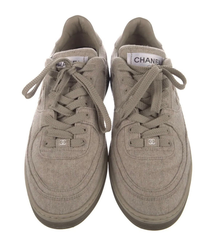 CHANEL 2024 INTERLOCKING CC LOGO  FELT SNEAKERS