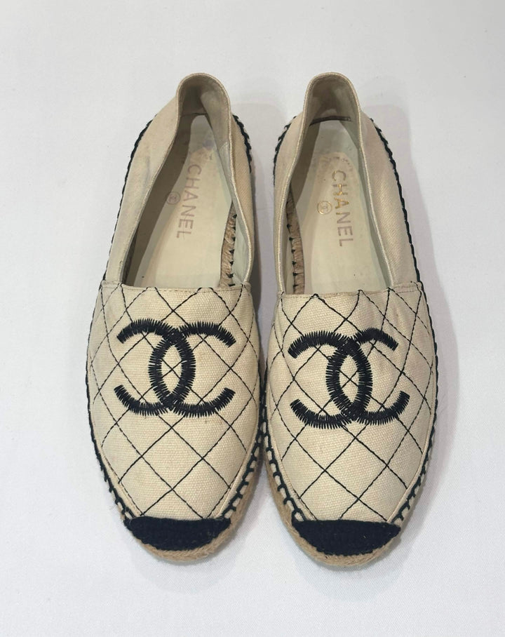 CHANEL BIARRITZ CC QUILTED CANVAS ESPADRILLS