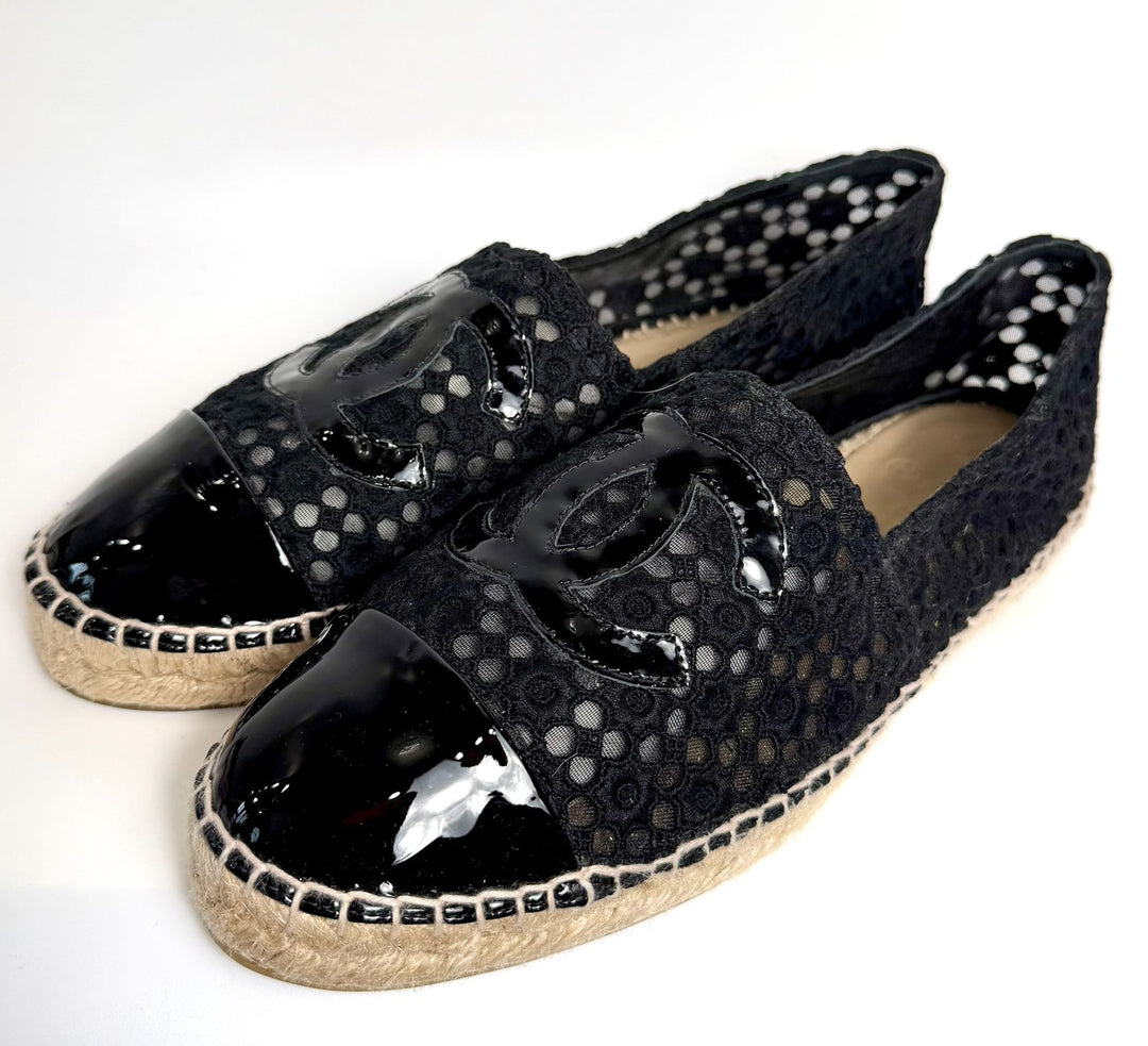 CHANEL BLACK LACE ESPADRILLES