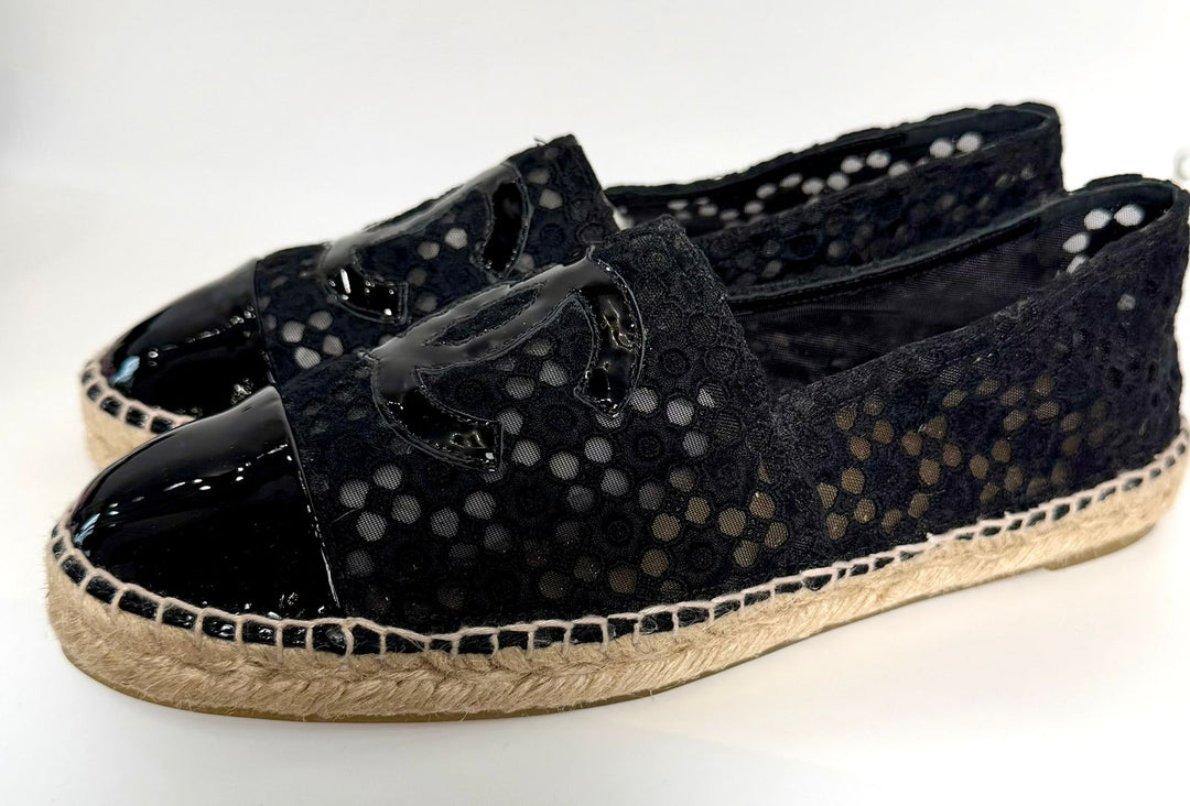 CHANEL BLACK LACE ESPADRILLES