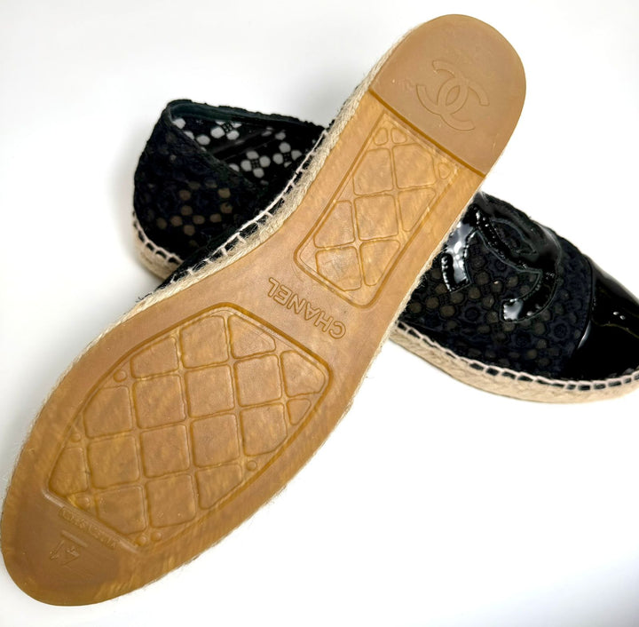 CHANEL BLACK LACE ESPADRILLES