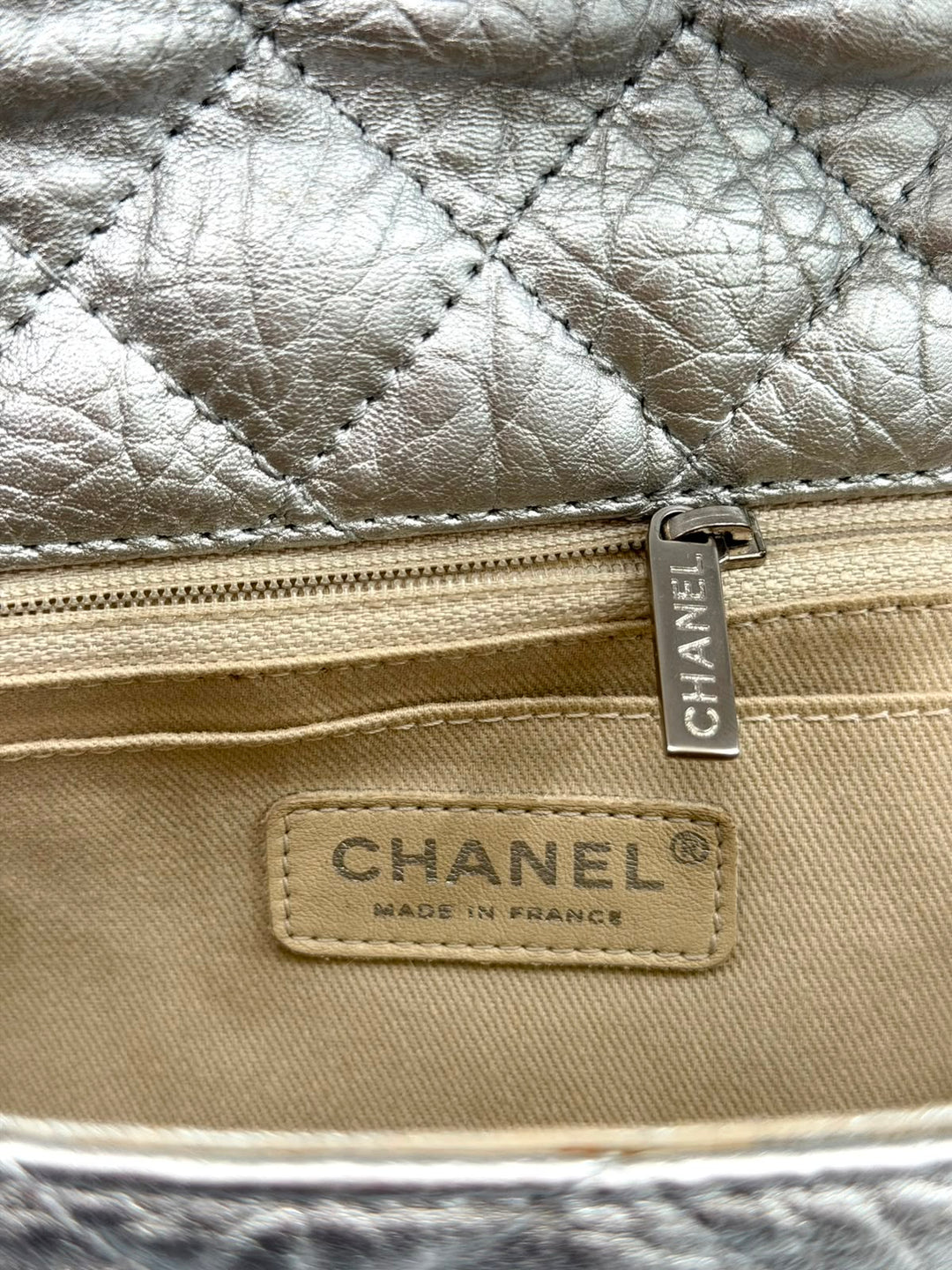 CHANEL CRINKLED METALLIC CALFSKIN QUILTED "ON THE ROCKS" MEDIUM FLAP BAG