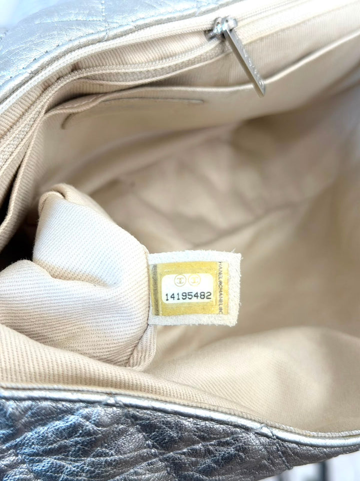 CHANEL CRINKLED METALLIC CALFSKIN QUILTED "ON THE ROCKS" MEDIUM FLAP BAG